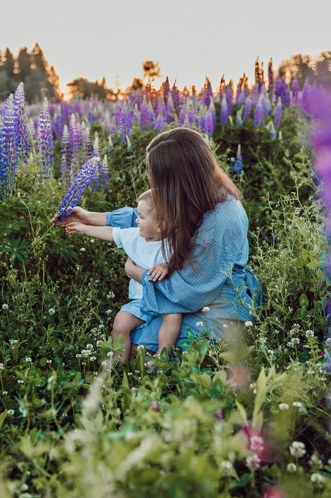 15+ Inspiring Characteristics & Key Traits Of A Good Mother